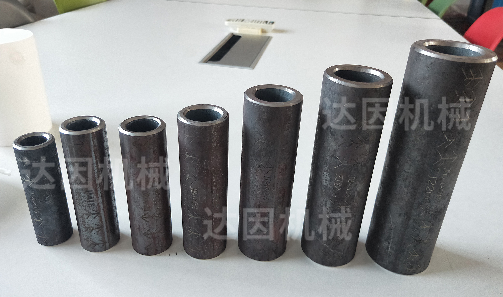 2503131741854031180638.jpg 冷擠壓套筒1.jpg